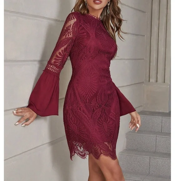 Luxe Lace Flounce Sleeve Party Evening Dress - Picture 9 of 15